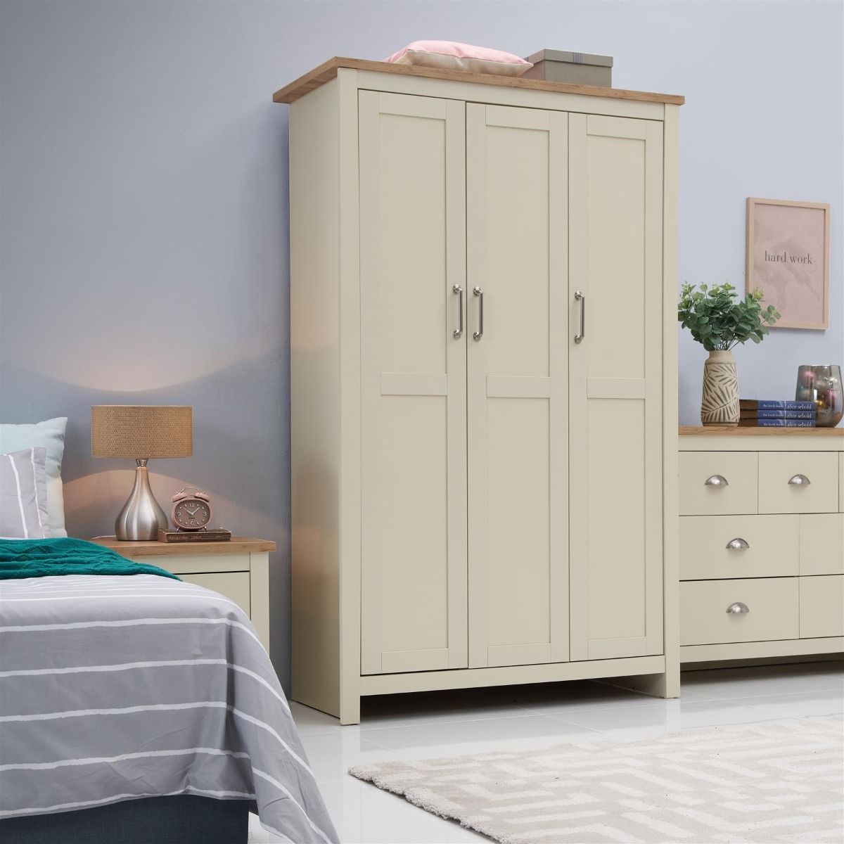 Lisbon 2 Piece Set 3 Door Wardrobe 1 Drw Bedside