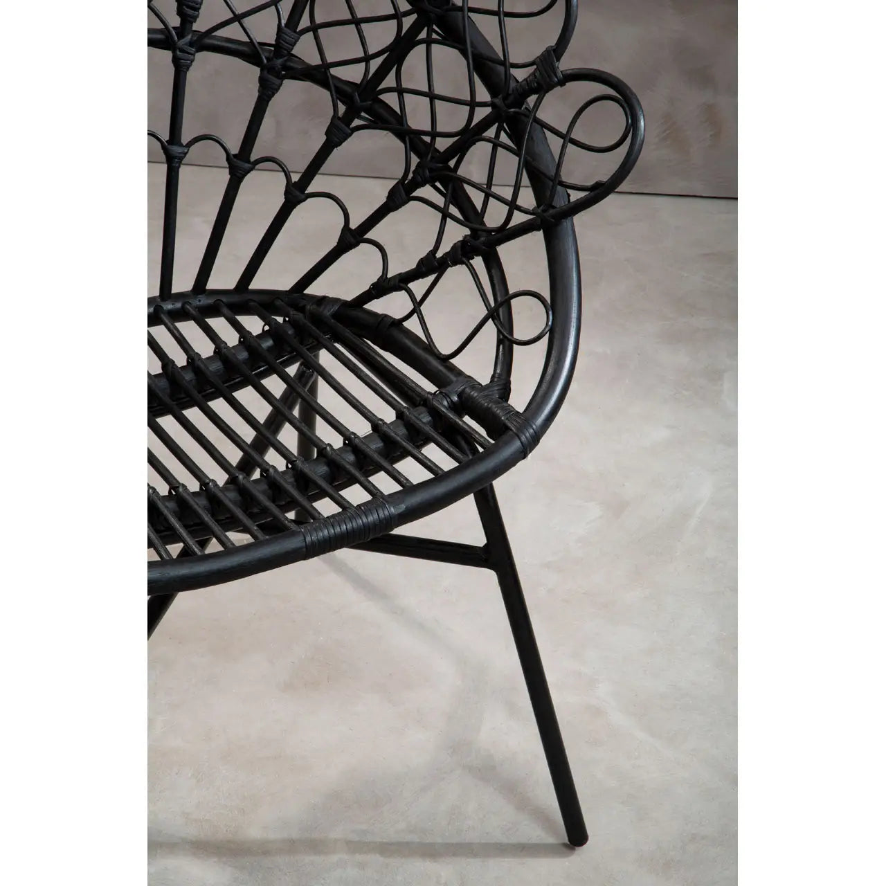 Java Black Natural Rattan Peacock Chair