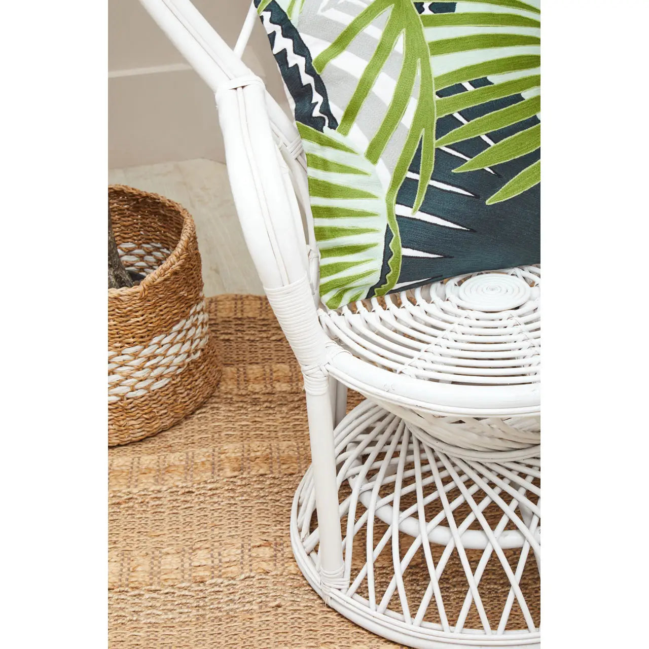 Java Grey And White Natural Rattan Curved Chair