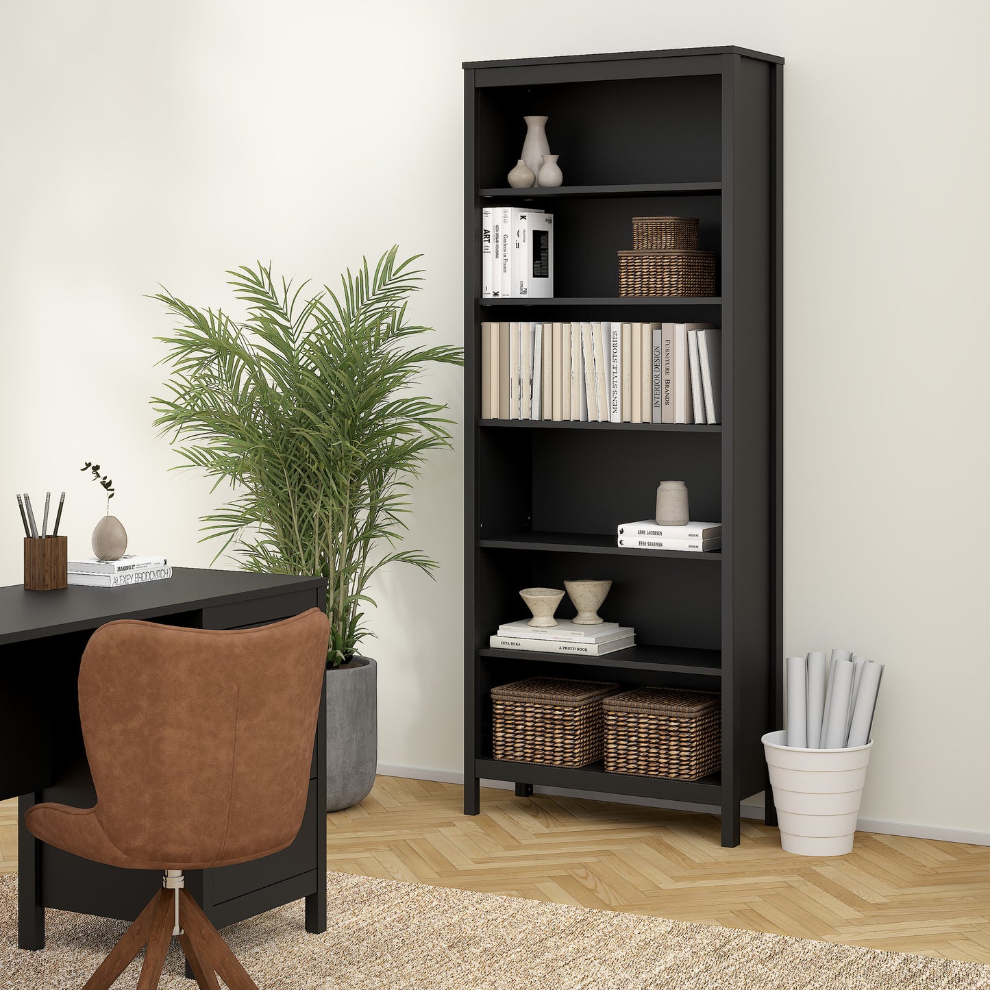 Barcelona Bookcase in Black