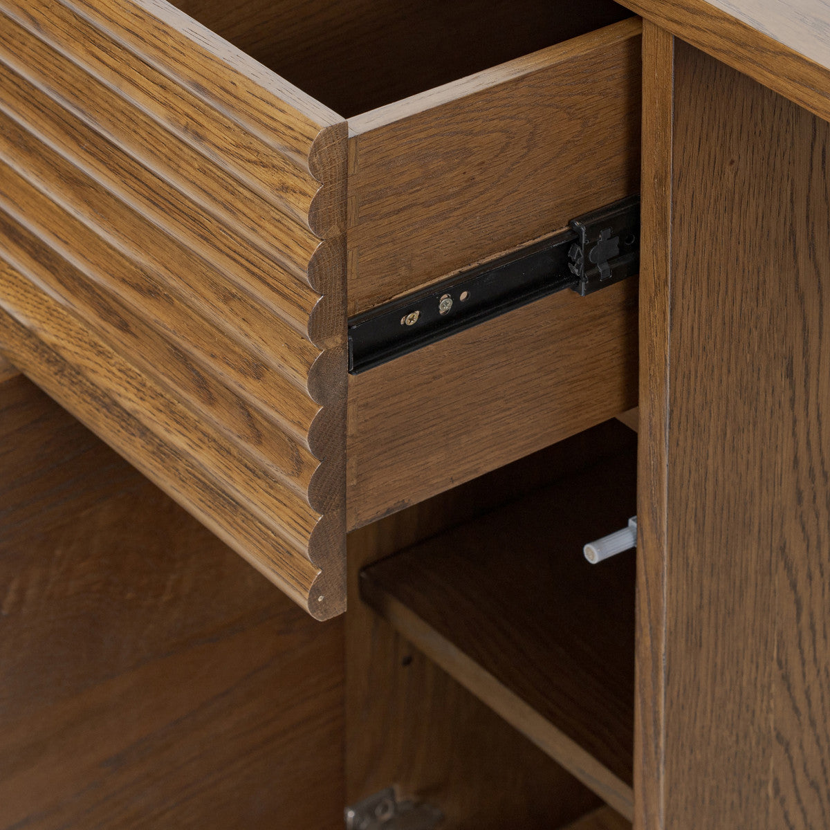 Evie Ribbed Walnut Desk