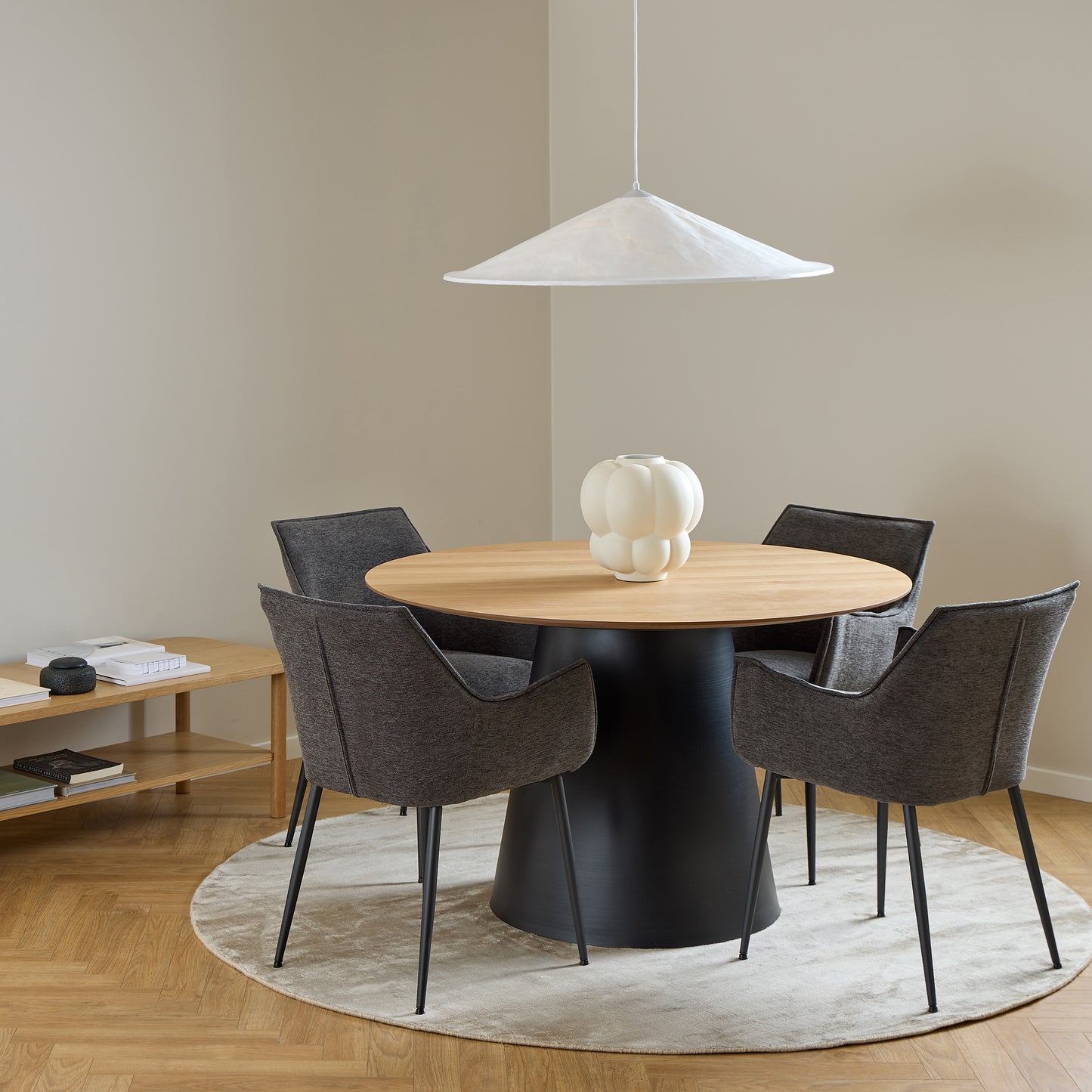 Soli Round Dining Table in Oak/Black 120x75cm