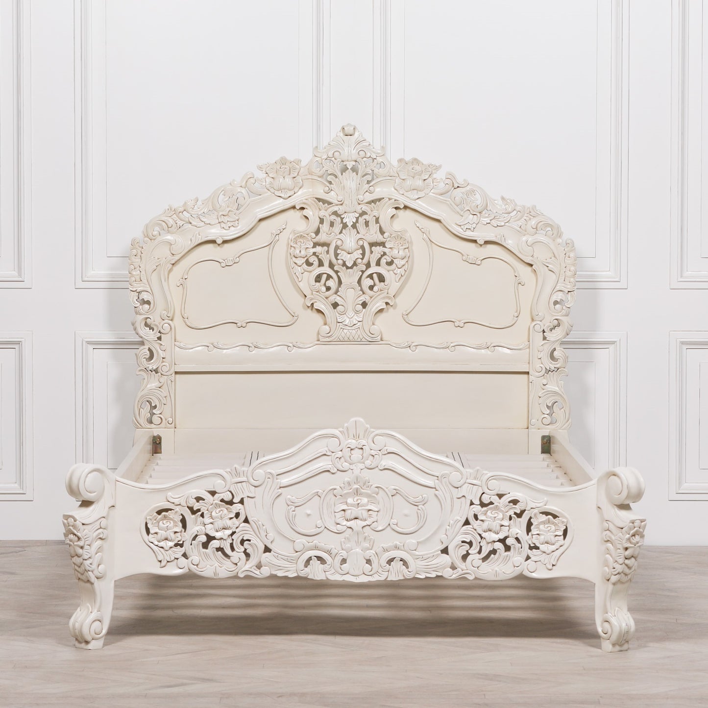 Rococo 4ft6 Double Size Carved Bed